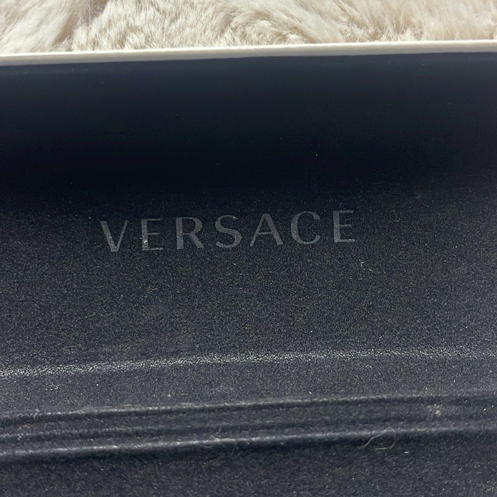 Versace Glasses Case - Picture 11 of 11